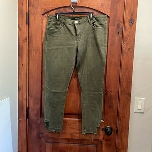 Women’s Jeans